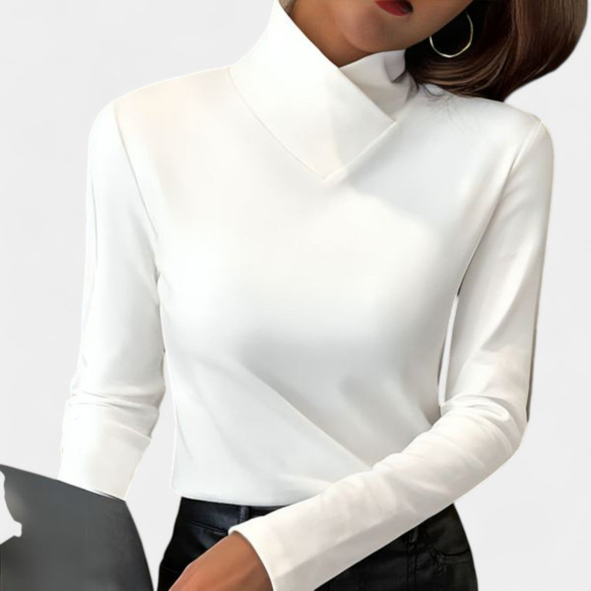 Veronika – Eleganter, taillierter Pullover