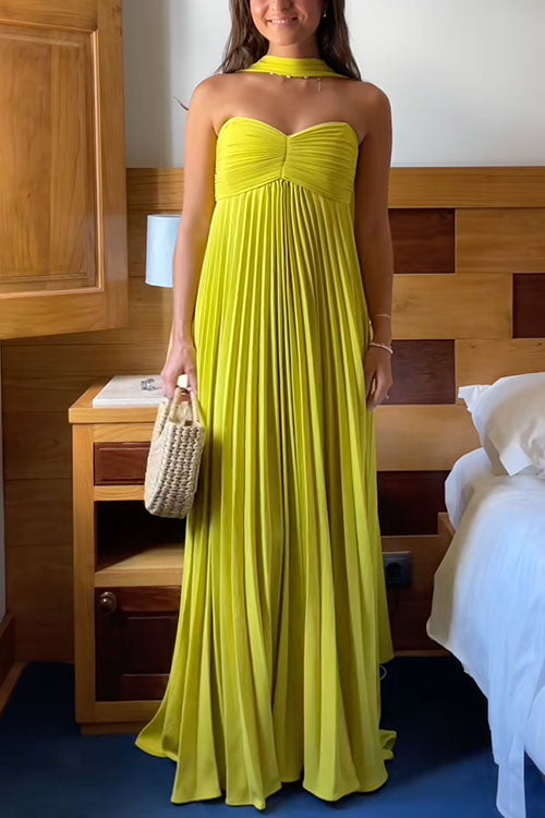 Katrina – Maxi abito con design a spalle scoperte, allacciatura e gonna plissettata