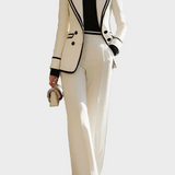 Hildegarda – Tailleur-pantalon croisé