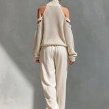 Thalia - Beiges Strick-Off-Shoulder-Turtleneck-Top & Weite Hosen Set
