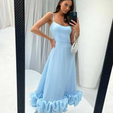 Blair - Anmutiges Fliessendes Midi-Kleid