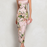 Amber - Pinke Blumensatin Midi-Kleid mit quadratischem Ausschnitt