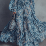 Grace – Robe longue en mousseline de soie à imprimé floral bleu style bohème