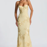 Robe longue moulante en dentelle