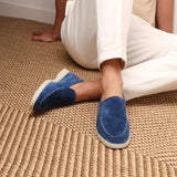 Klassischer Wildleder Loafer Berry Blue